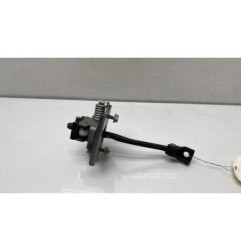 Arret de porte avant droit PEUGEOT 5008 1