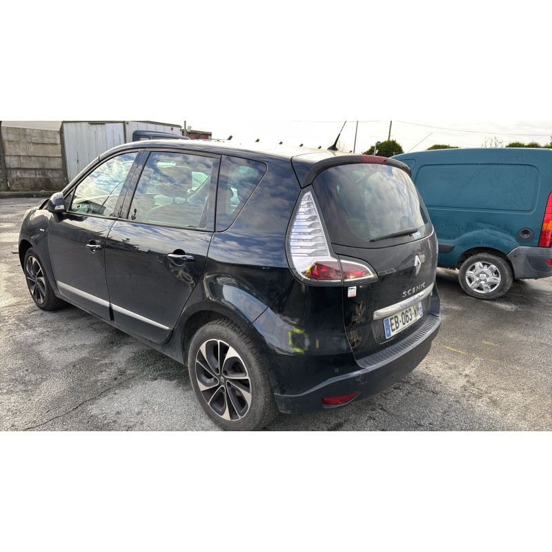 Volant RENAULT SCENIC 3 Photo n°8