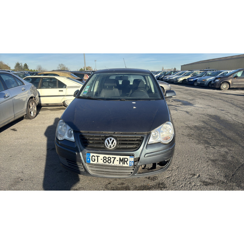 Capot VOLKSWAGEN POLO 4 Photo n°17