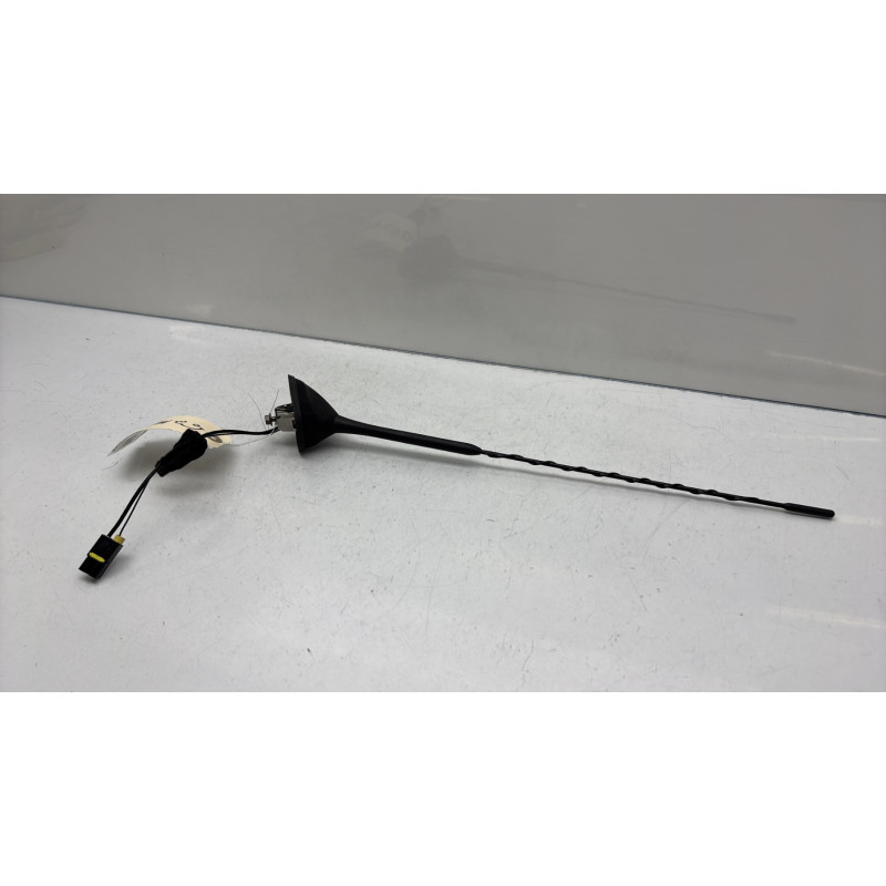 Antenne FORD FOCUS 3 Photo n°1