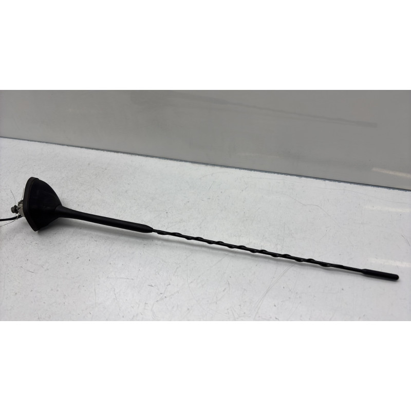 Antenne FORD FOCUS 3 Photo n°2