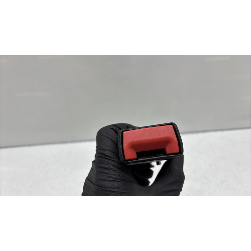 Attache ceinture arriere gauche FORD FOCUS 3 Photo n°3