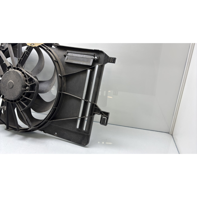 Moto ventilateur radiateur FORD FOCUS 3 Photo n°4