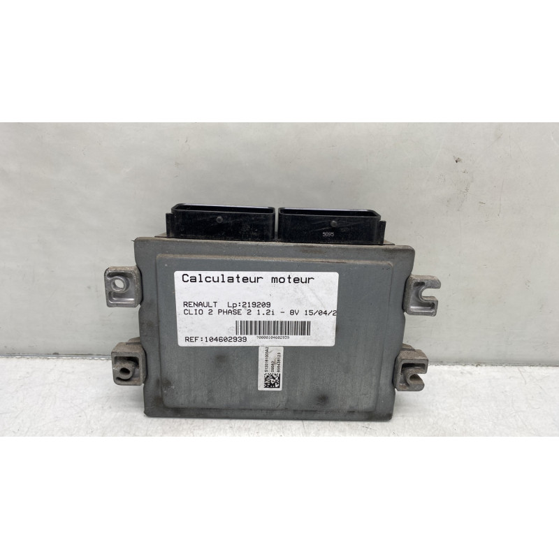 Calculateur moteur RENAULT CLIO 2 Photo n°4