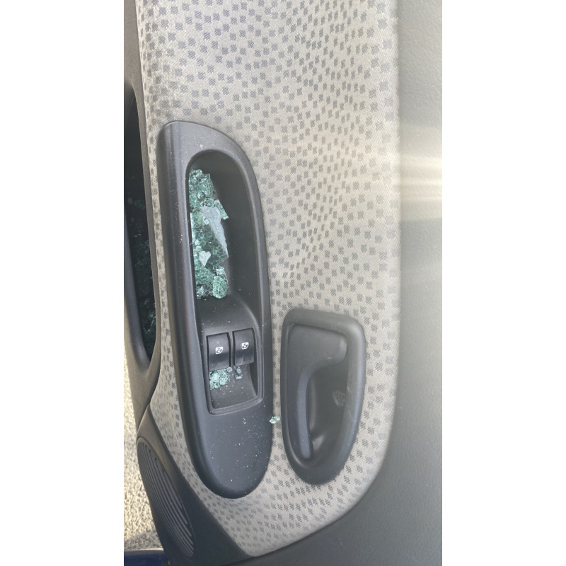 Calculateur moteur RENAULT CLIO 2 Photo n°13
