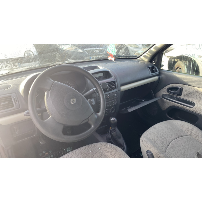 Calculateur moteur RENAULT CLIO 2 Photo n°17
