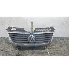 Calandre VOLKSWAGEN PASSAT 5 Photo n°1