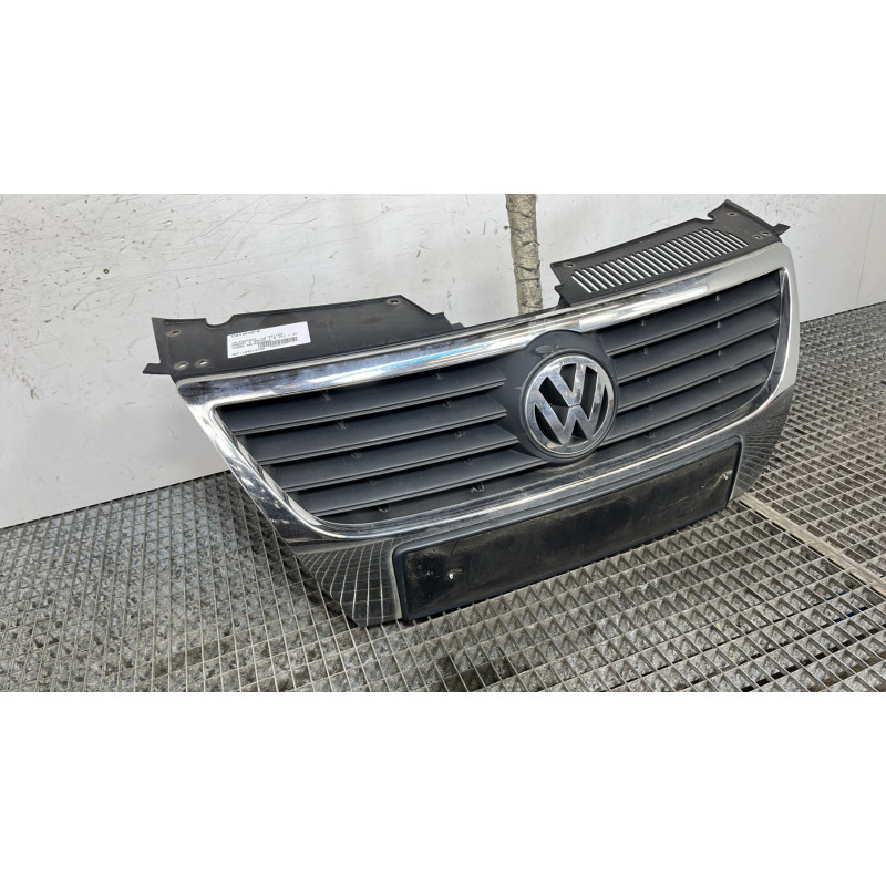 Calandre VOLKSWAGEN PASSAT 5 Photo n°2