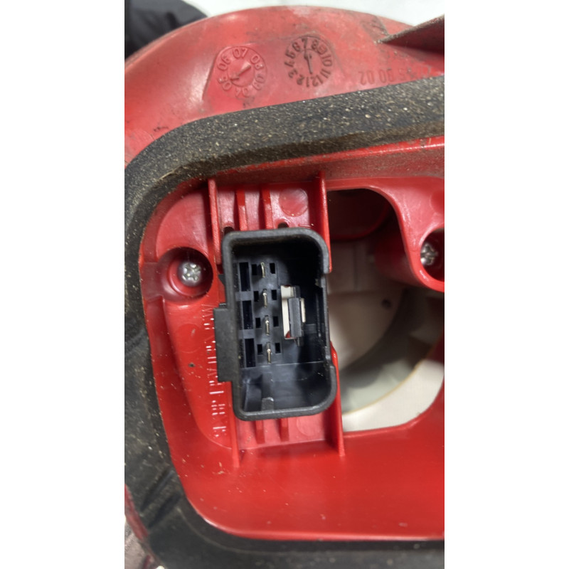 Feu arriere principal droit (feux) VOLKSWAGEN PASSAT 5 Photo n°4