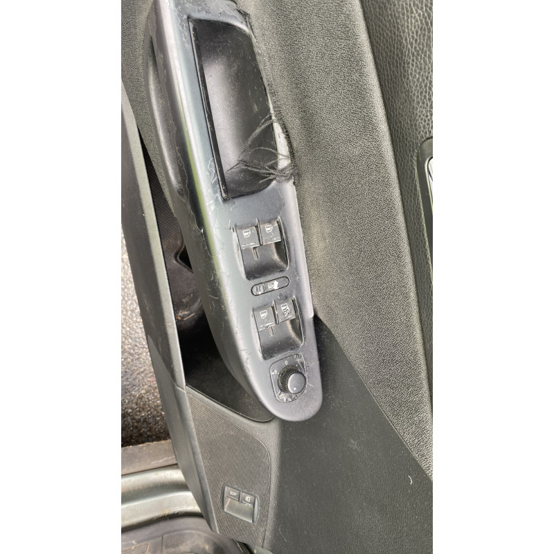 Vitre avant droit VOLKSWAGEN PASSAT 5 Photo n°19