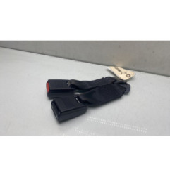 Attache ceinture arriere centrale DACIA DUSTER 1