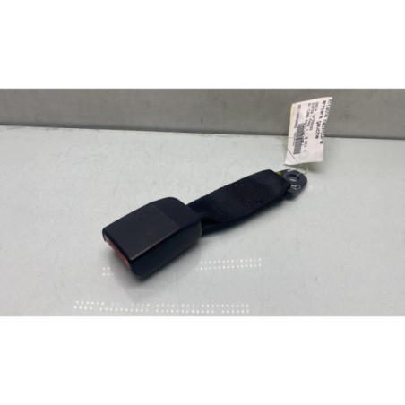 Attache ceinture arriere gauche DACIA DUSTER 1
