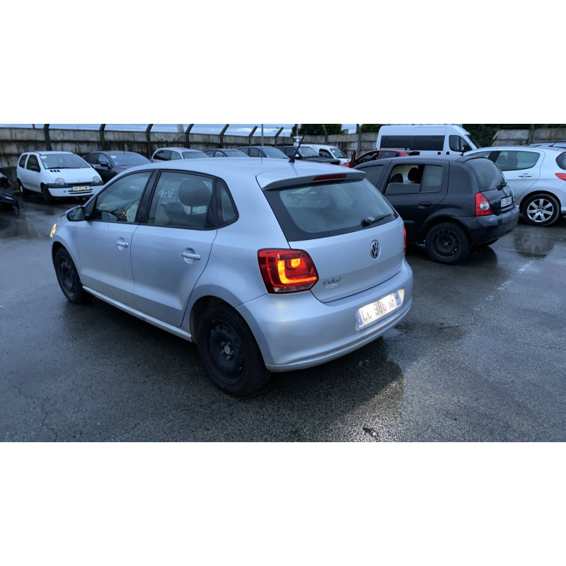 Actionneur verrou trappe d'essence VOLKSWAGEN POLO 5 Photo n°17