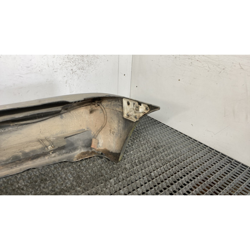 Pare choc arriere RENAULT CLIO 1 Photo n°4