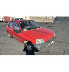 Pare choc arriere RENAULT CLIO 1