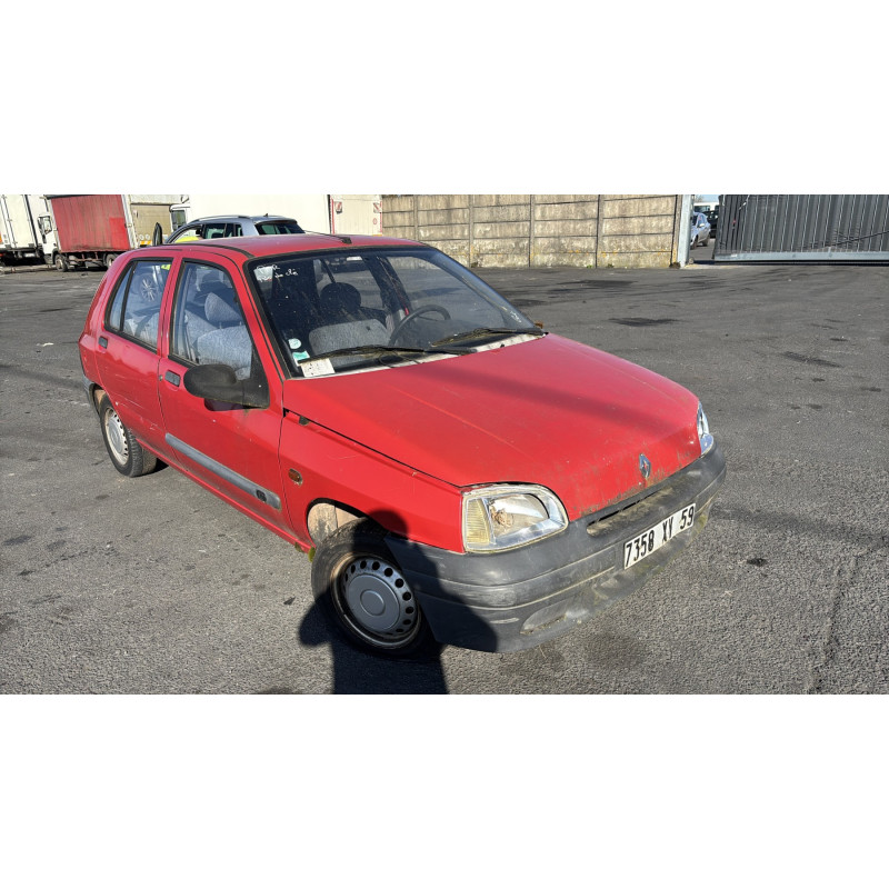 Pare choc arriere RENAULT CLIO 1 Photo n°8