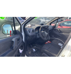 Feu arriere stop central CITROEN BERLINGO 2