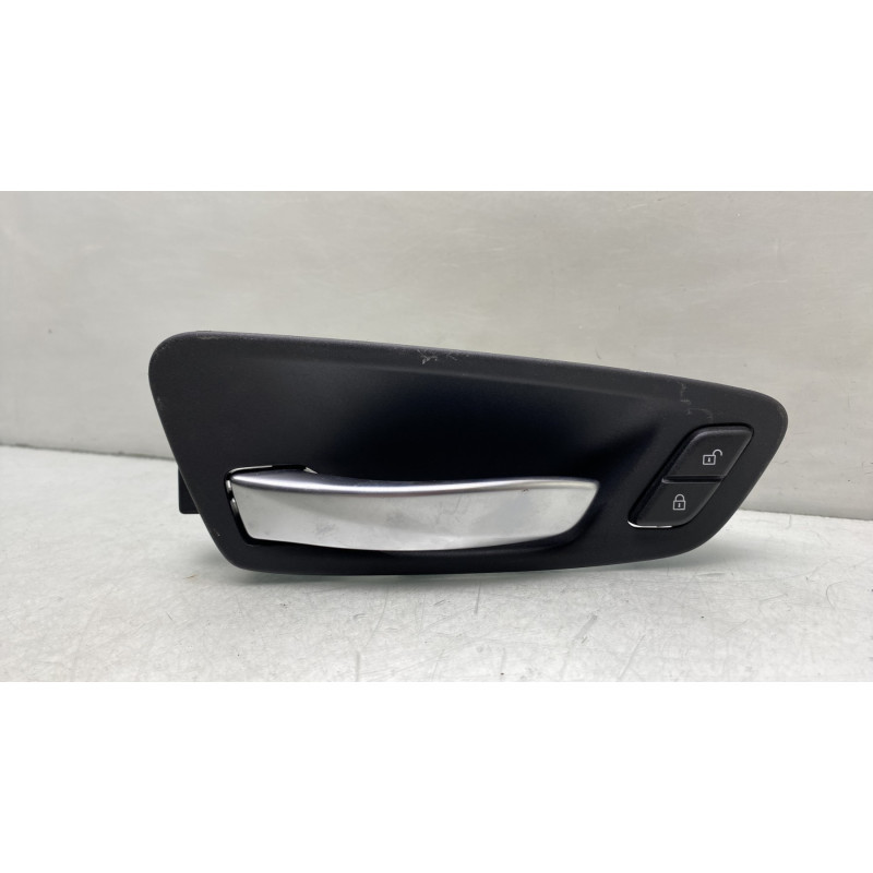 Poignee interieur avant gauche BMW SERIE 2 F45 ACTIVE Photo n°1