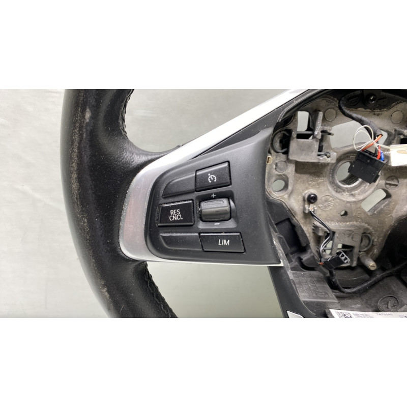 Volant BMW SERIE 2 F45 ACTIVE Photo n°2