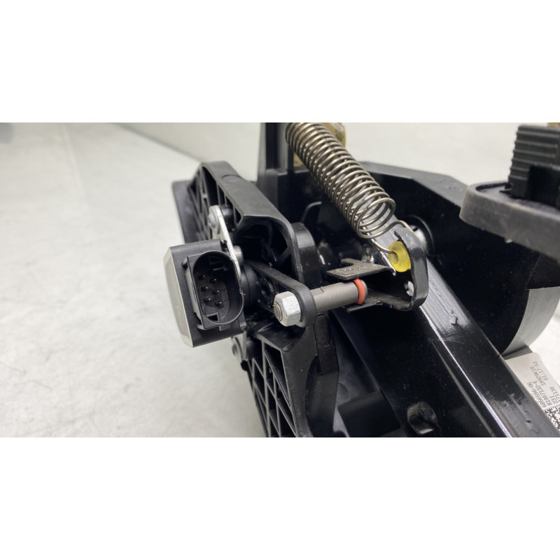 Pedale de frein BMW SERIE 2 F45 ACTIVE Photo n°3
