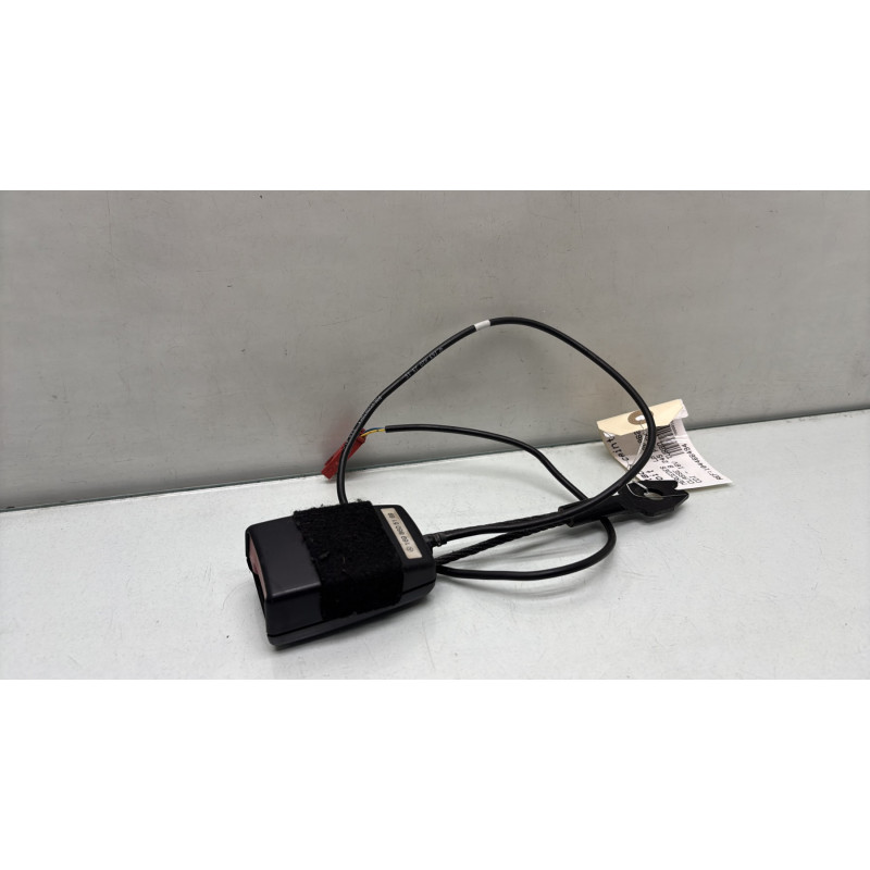 Attache ceinture avant droit MERCEDES CLASSE B 245 Photo n°1