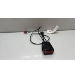 Attache ceinture avant droit MERCEDES CLASSE B 245