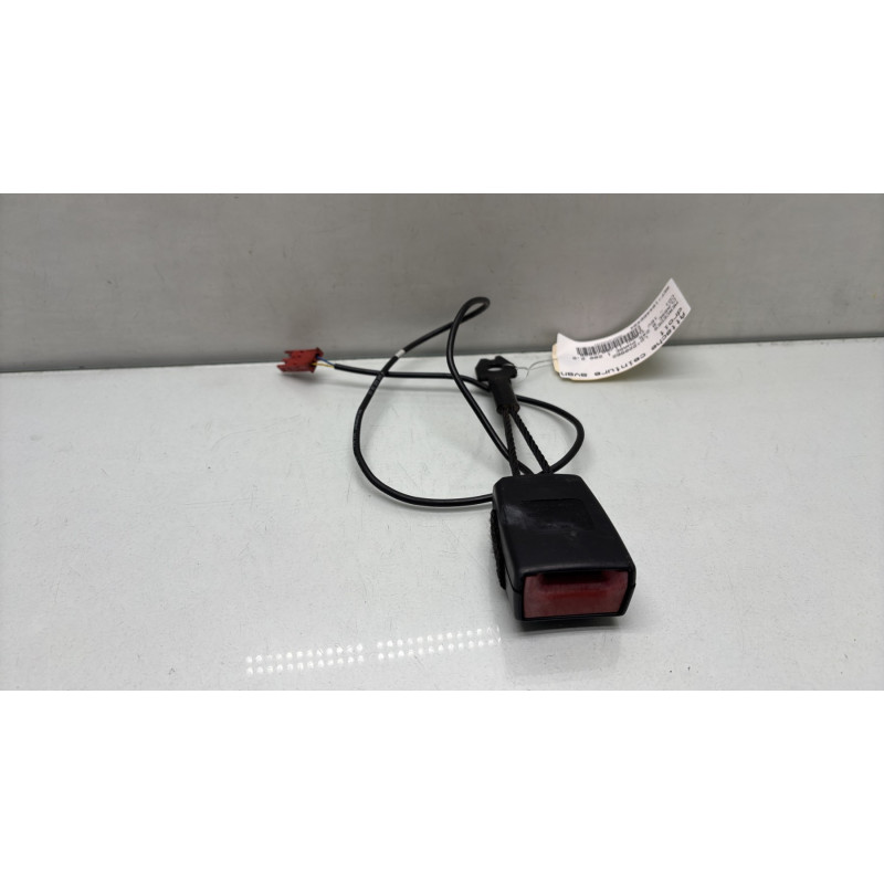 Attache ceinture avant droit MERCEDES CLASSE B 245 Photo n°3