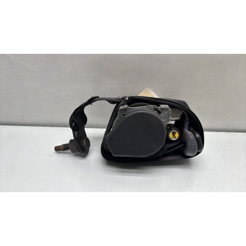 Pretensionneur de ceinture avant gauche MERCEDES CLASSE B 245 Photo n°2