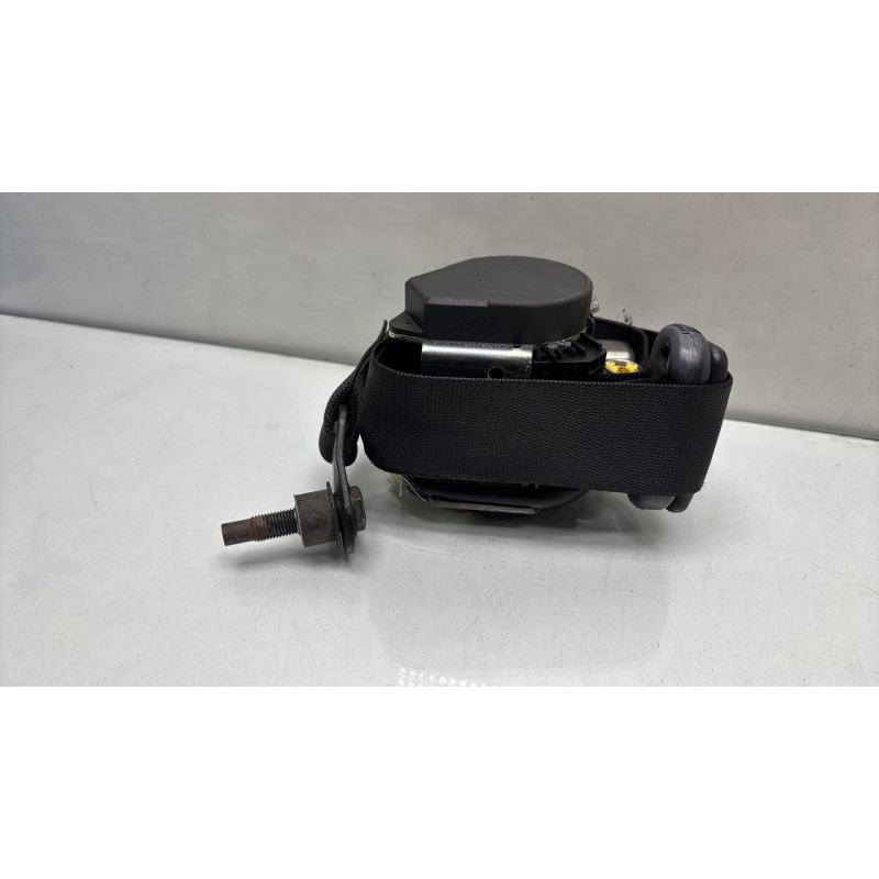 Pretensionneur de ceinture avant gauche MERCEDES CLASSE B 245 Photo n°4