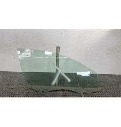 Vitre avant droit VOLKSWAGEN PASSAT 5 Photo n°1