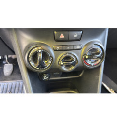 Ecran GPS PEUGEOT 2008 1