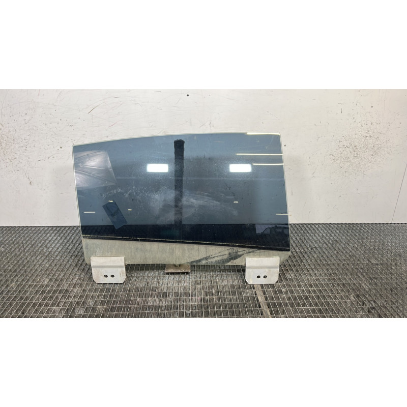 Vitre arriere droit CITROEN C6 Photo n°1
