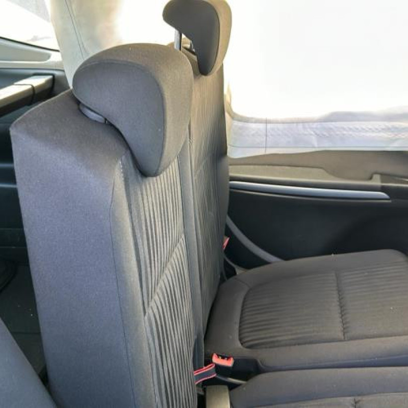 Feu arriere secondaire gauche (feux) OPEL ZAFIRA TOURER C Photo n°15