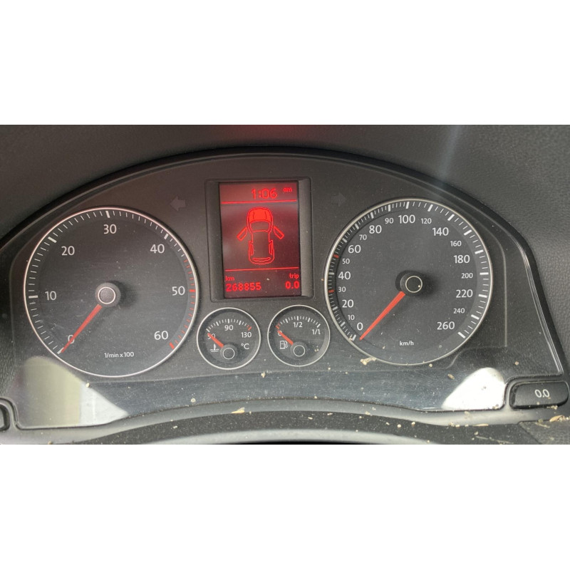 Vitre arriere droit VOLKSWAGEN GOLF 5 Photo n°12