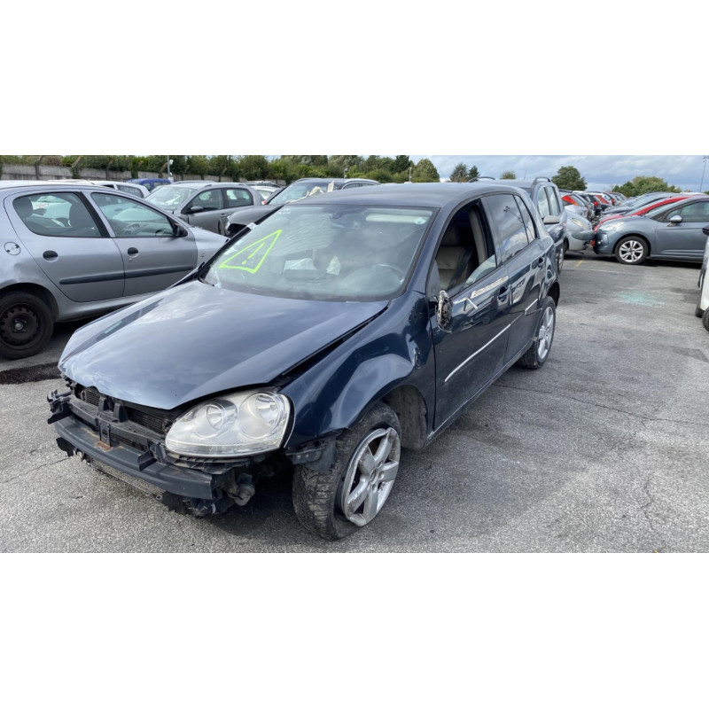 Vitre arriere droit VOLKSWAGEN GOLF 5 Photo n°15