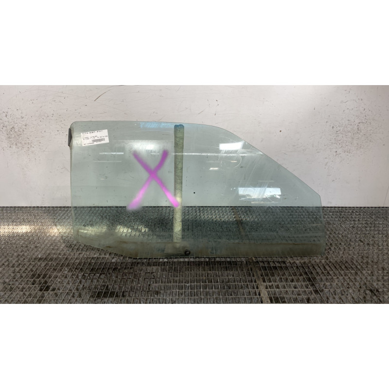 Vitre avant droit CITROEN ZX Photo n°1