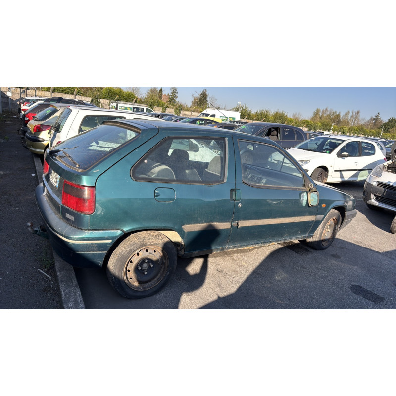 Vitre avant droit CITROEN ZX Photo n°14