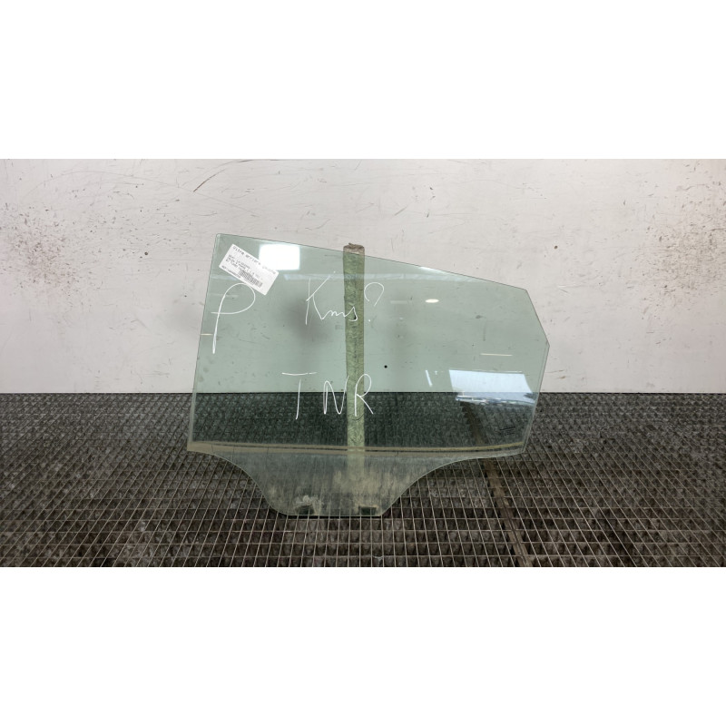 Vitre arriere gauche SEAT IBIZA 4 Photo n°1