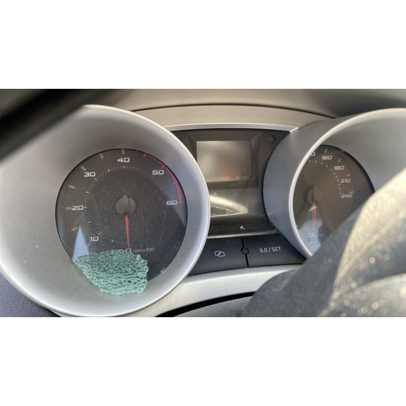 Vitre arriere gauche SEAT IBIZA 4 Photo n°20