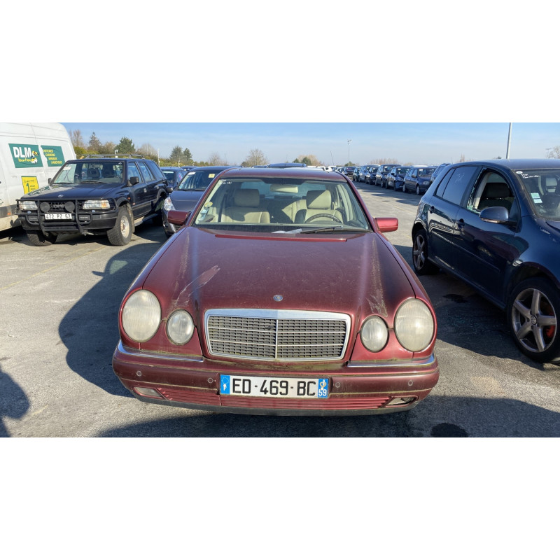 Optique avant principal gauche (feux)(phare) MERCEDES CLASSE E 210 Photo n°11