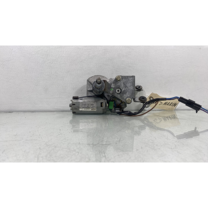 Moteur essuie glace arriere OPEL CORSA B Photo n°3