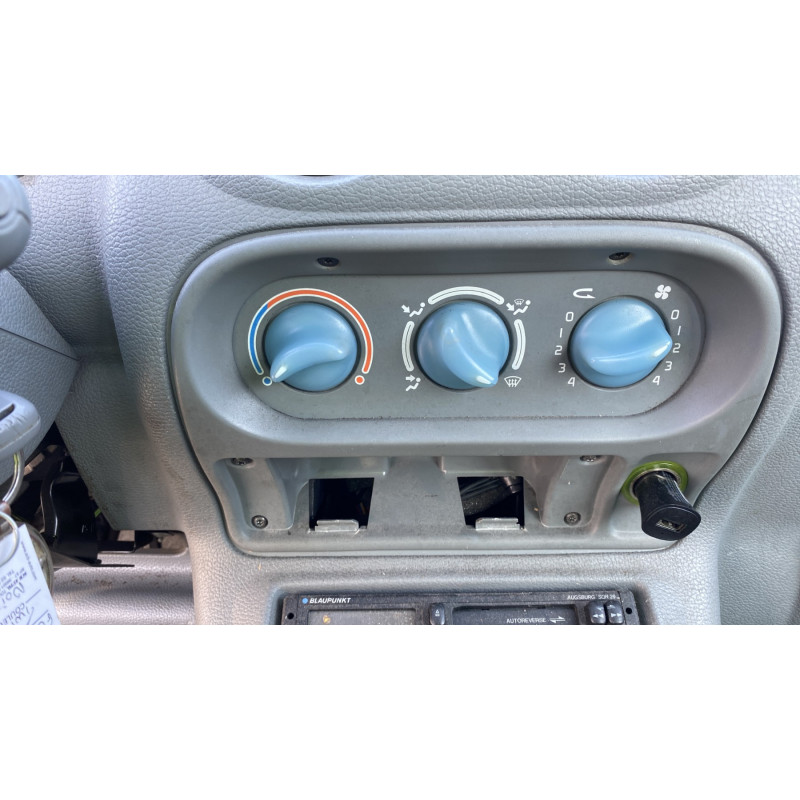 Poignee interieur avant droit RENAULT TWINGO 1 Photo n°19