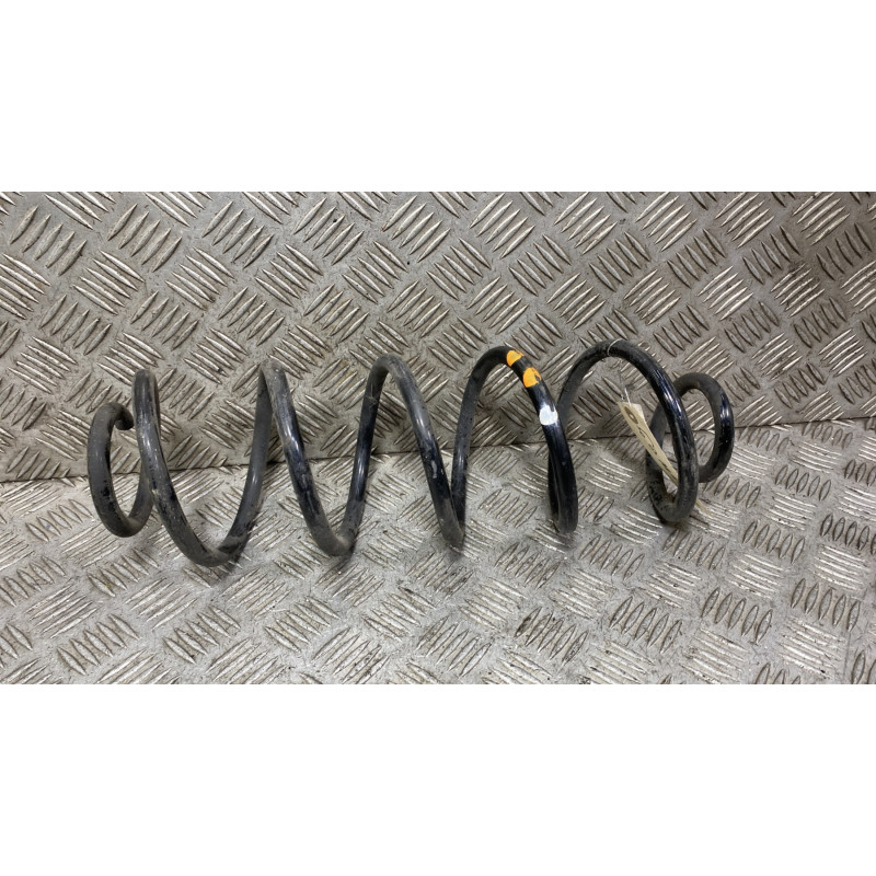 Ressort de suspension arriere droit CITROEN C4 GRAND SPACETOURER Photo n°1