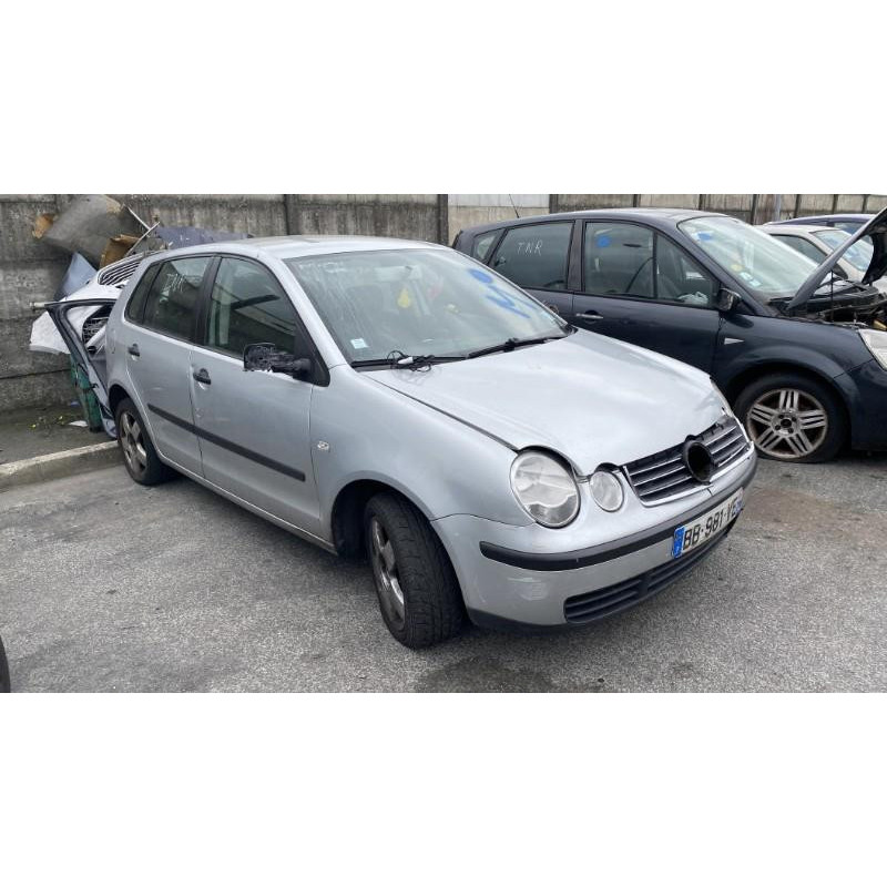 Verin de coffre VOLKSWAGEN POLO 4 Photo n°11