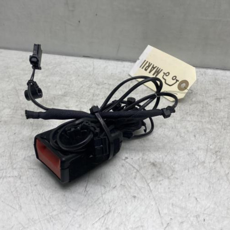 Attache ceinture arriere droit OPEL ZAFIRA TOURER C Photo n°4