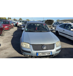 Serrure avant droit VOLKSWAGEN PASSAT 4