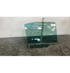 Vitre arriere droit SKODA OCTAVIA 3