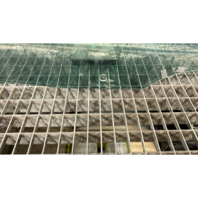 Vitre arriere droit SKODA OCTAVIA 3 Photo n°4