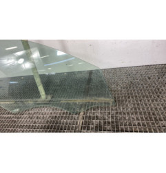 Vitre avant droit SKODA OCTAVIA 3