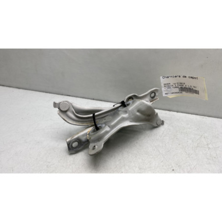 Charniere de capot SKODA OCTAVIA 3